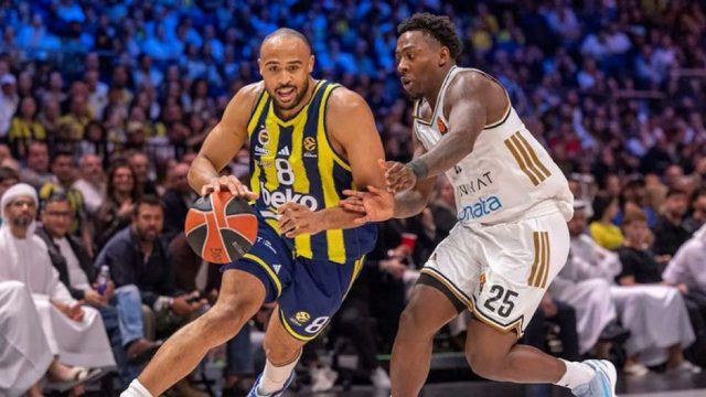 Fenerbahçe Beko, deplasmanda Dubai'ye 92-81 mağlup oldu