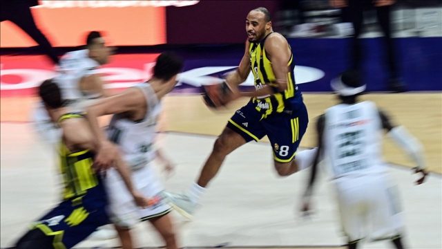 Fenerbahçe Beko, sahasında Panathinaikos AKTOR'a mağlup oldu
