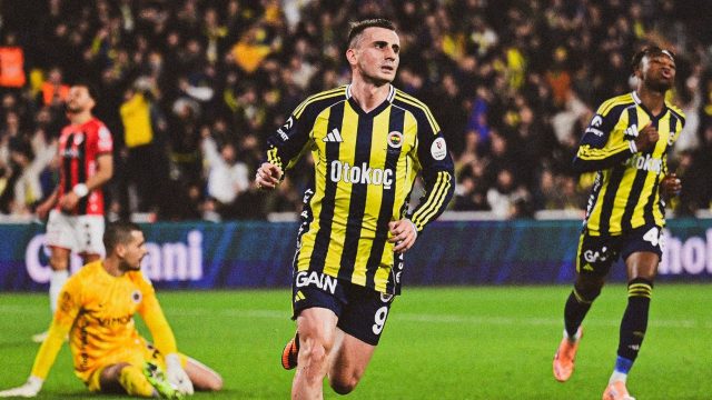 Fenerbahçe, Gençlerbirliği'ni evinde 3-1 mağlup etti