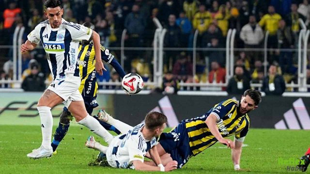 Fenerbahçe Kadıköy’de 90+11’de Yıkıldı Kasımpaşa Son Anda Puanı Kaptı