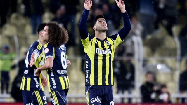 Fenerbahçe, Türkiye Kupası'nda Erzurumspor'u 3-1 mağlup etti