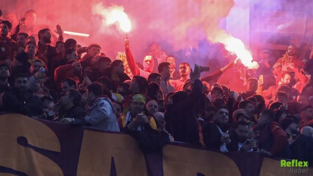 Galatasaray Neden Seyircisiz Oynadı? Ceza Mı Aldı?