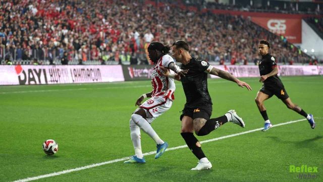 Galatasaray Samsun’da Dağıldı 4-1’lik Yenilgiyle Zirve Yarışı Alevlendi