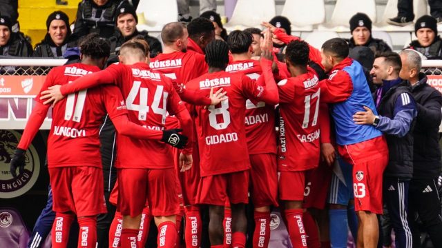 Gaziantep FK, Türkiye Kupası'nda Keçiörengücü'nü 5-1 yendi