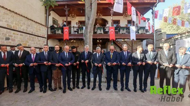 Dulkadiroğlu’nda Avlu1890 Sanat Akademisi Kapılarını Açtı