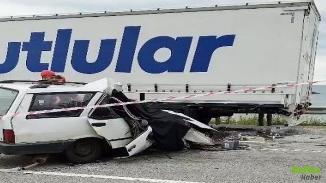 Giresun'da Korkunç Kaza! Direksiyon Hakimiyetini Kaybetti, TIR'a Çarptı