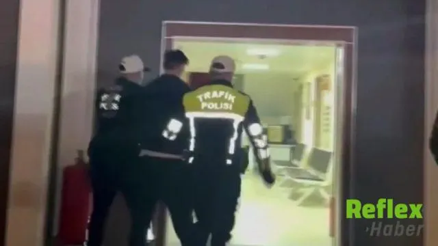 Pendik'te Tehlikeli Şerit Değiştiren Sürücüye 15 Bin 662 Lira Ceza