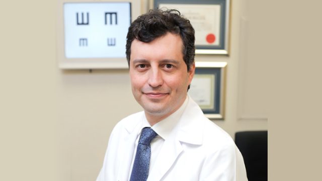 Göz seğirmesini önlemek için çay kahve tüketimini sınırlayın