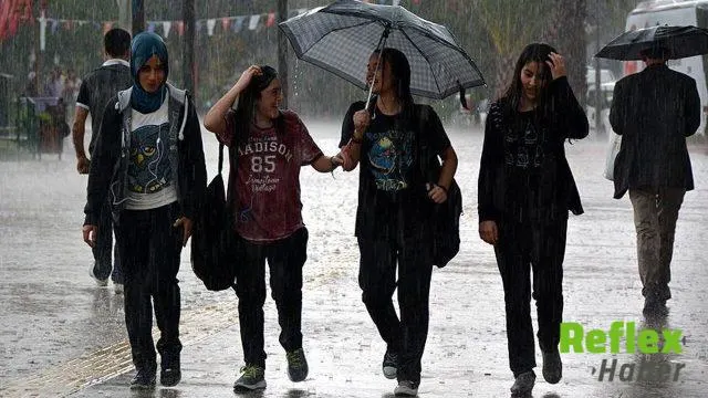 Adana’da 15 Ekim İ̇çin Okul Tatili Kararı Açıklanmadı