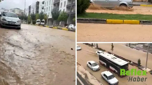 Diyarbakır'da Sağanak Sonrası Cadde Ve Sokaklar Suya Büründü