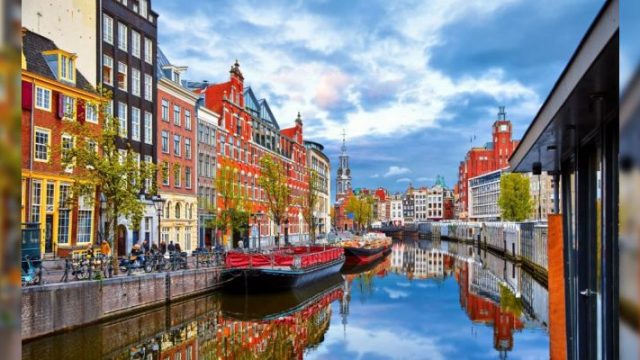 Hollanda’ya yerleşme başvuruları artıyor