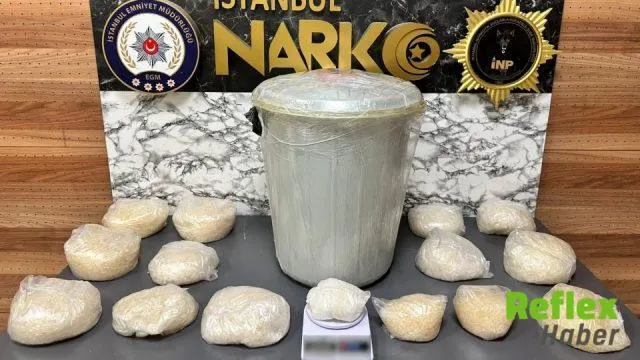 İstanbul’da üç ilçede uyuşturucu operasyonu: 898 kilo 550 gram madde ele geçirildi