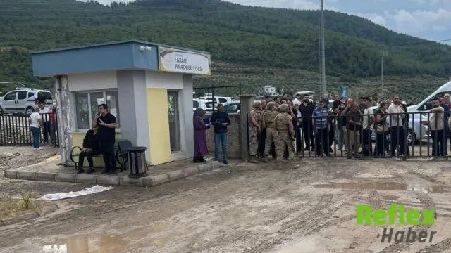 Osmaniye’de Okul Bahçesinde Silahlı Saldırı: Öğretmen Mehmet Bilgili Hayatını Kaybetti