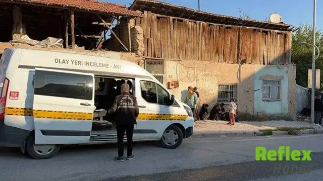 Malatya’da Baba Evine Dönen Kadın Ve Annesi Bıçaklandı