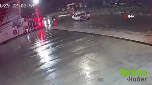 Hatay’da Su Birikintisi Zincirleme Kazaya Yol Açtı