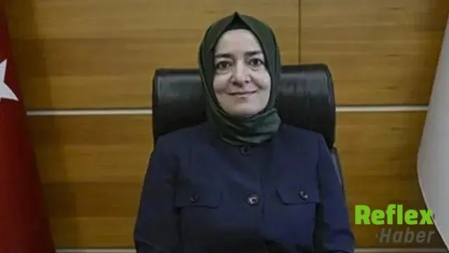 Fatma Betül Sayan Kaya Partideki Görevlerinden Affını İ̇stedi