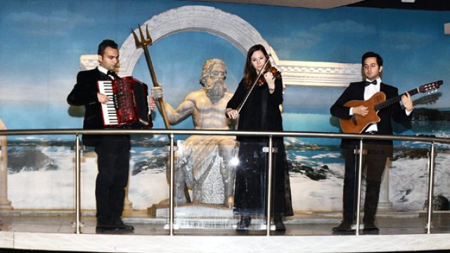 İstanbul Akvaryum’da yılbaşı coşkusu