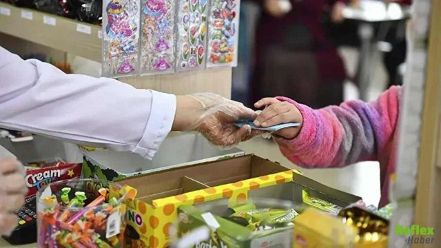 İstanbul’da Öğrencilere Aylık 2 Bin Lira Kantin Kartı Desteği Başlıyor