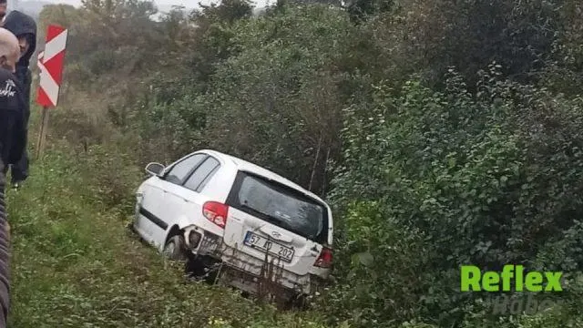 Sinop'ta Otomobil Şarampole Uçtu: Kazada 4 Kişi Yaralandı