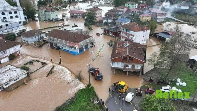 Selden Zarar Gören Hanelere 10 Bin Lira Destek