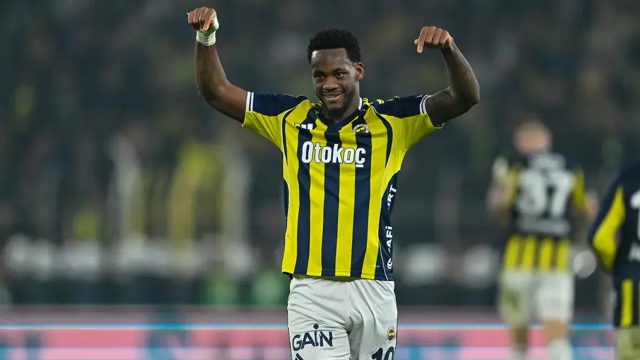 Jhon Duran için sürpriz ayrılık kararı