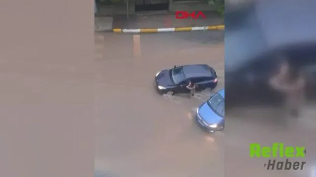 Sultanbeyli'de Suya Düşen Çocuğa Sürücüden Yardım Eli