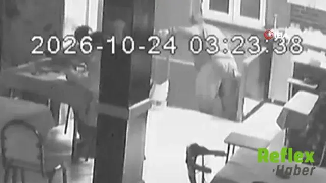 Fatih'te Kıraathane Merdivenlerinde Feci Kaza: 64 Yaşındaki Adam Hayatını Kaybetti