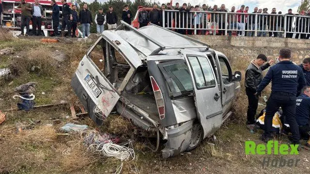 Suşehri’nde Devrilen Araçta 14 Yaşındaki Çocuk Yaşamını Yitirdi