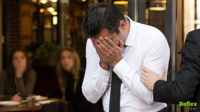 Kadın Çalışanlara "Aşkım" Dedi, İşini Kaybetti! Yargıtay Kararı Onadı