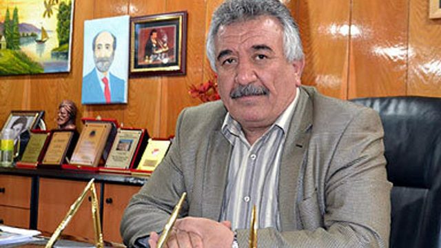 Kanser tedavisi gören eski milletvekili Selim Sadak Almanya'da hastaneye kaldırıldı