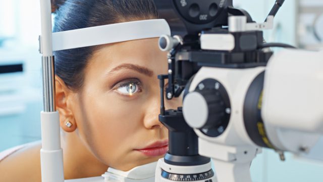 Kanserin gözlere etkisine dikkat etmek gerekiyor