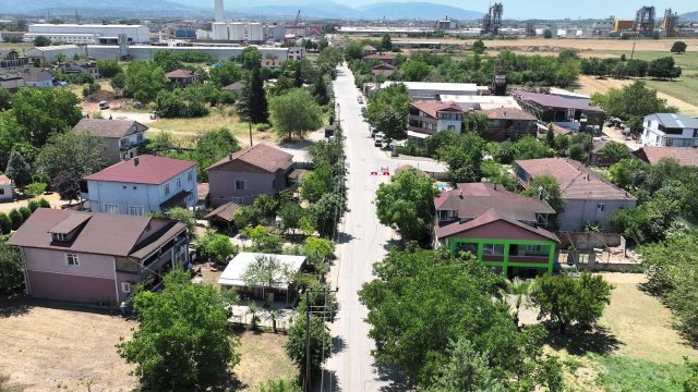 Kartepe'de Modern Cadde Hamlesi! Reform Caddesi Yeniden İnşa Ediliyor