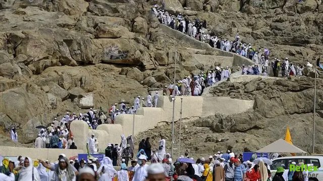 Kutsal Topraklarda Büyük Gün Arafat Yolculuğu Başlıyor