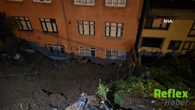 Eyüpsultan'da Sağanak Sonrası Toprak Kaydı: 25 Kişi Tahliye Edildi