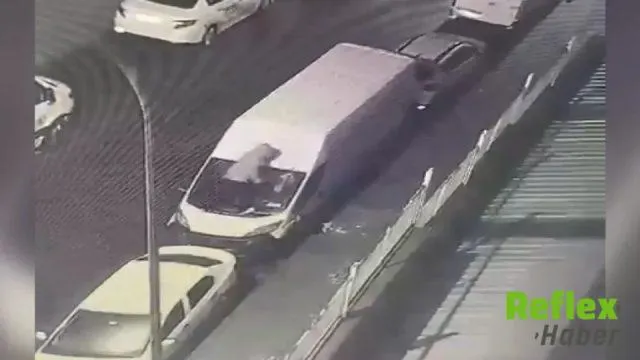 Ümraniye’de Minibüse Zarar Veren Kadın Adliyeye Sevk Edildi