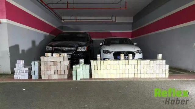 Maslak’taki İ̇ki Otomobilde 934 Milyon Liralık Döviz Ele Geçirildi
