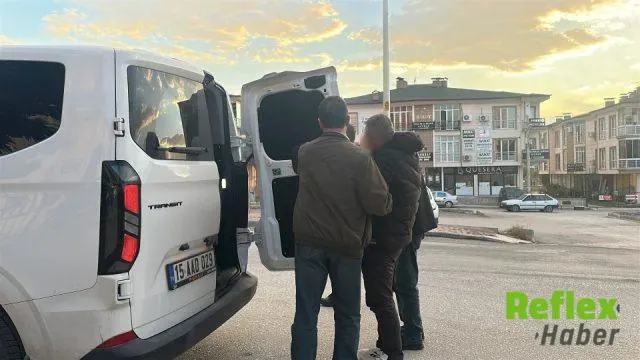 Emine Ü. Ve Tekin D. Tutuklandı: 72 Yaşındaki Hasan A.'ya Zorla Senet İ̇ddiası