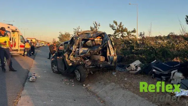 Kuzey Marmara Otoyolu'nda Tır Hafif Ticari Araca Çarptı! 6 Kişi Yaralandı