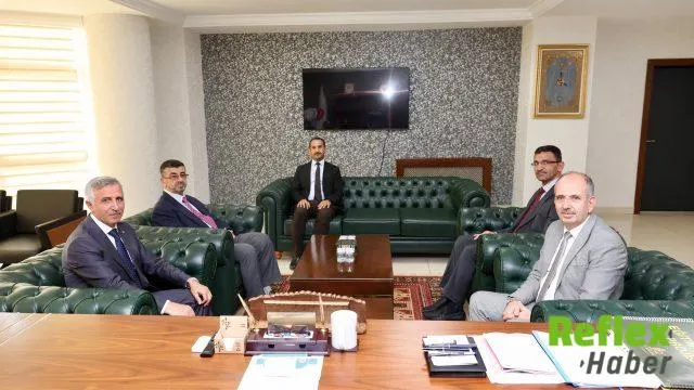 Vali Ünlüer'den Müftü Güller'e Hafta Ziyareti