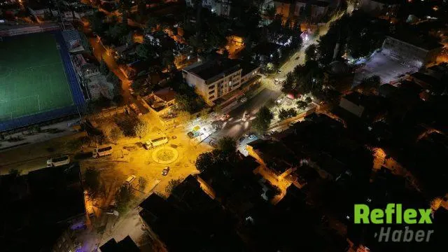 Bayazıtlı Bulvarı’nda Asfalt Ve Refüj Çalışması Sürüyor