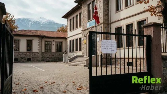 Bursa'da 27 Ekim'de Okullar İ̇çin Valilikten Tatil Kararı Çıkmadı