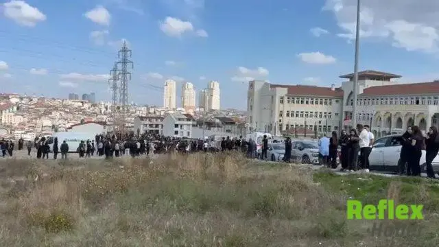 Esenyurt'taki Lisede Bıçaklı Kavga: 2 Öğrenci Yaralandı