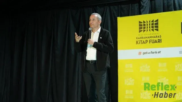Kahramanmaraş Kitap Fuarı’nda Orhan Toker’den Dijital Rehberlik Mesajı