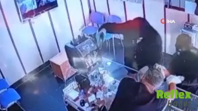 Şahinbey’de Kuyumcudan 850 Gram Altın Çalan Şüpheliler Aranıyor