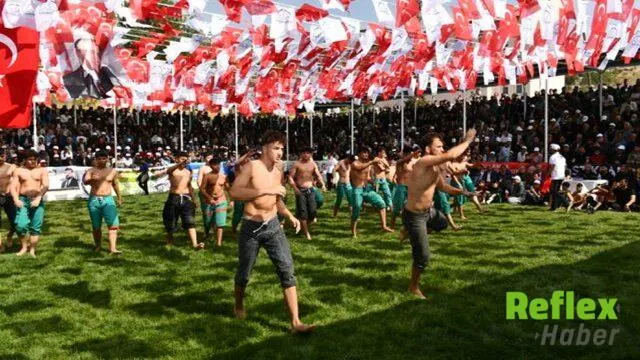 Baydemirli Ermeydanı’nda 485 Pehlivan Güreş Tuttu