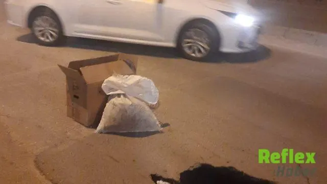 Adana’da D-400 Üzerindeki Çöküntüye Karton Kutulu Önlem