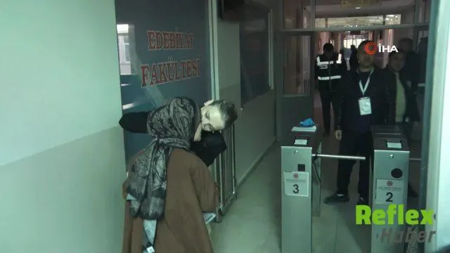 Kpss Ortaöğretim Sınavında Sivas’ta Küpe Engeli Aşıldı