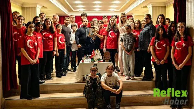 Murat Burkut’tan Gençlere Başarı İ̇çin Disiplinli Çalışma Mesajı