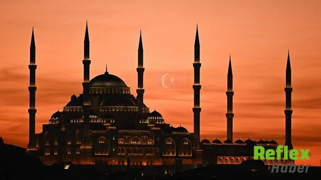 2026’nın Son Kandili Regaip, 2027’nin İ̇lk Geceleri Miraç Ve Berat