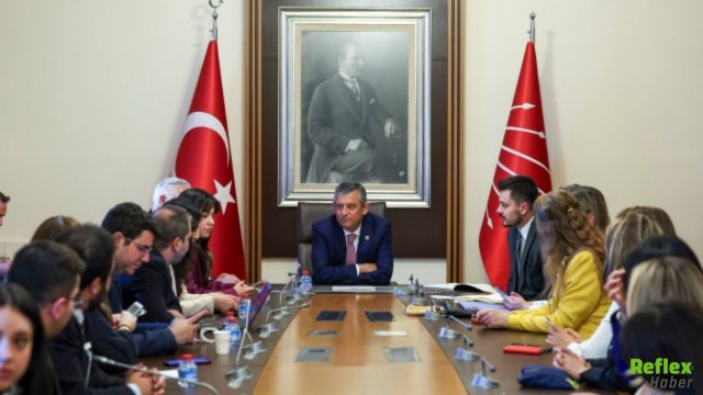 Özgür Özel’den Kılıçdaroğlu MYK’sına Sert Sözler, Çaresizlik Listesi Çıkışı Ne Anlama Geliyor
